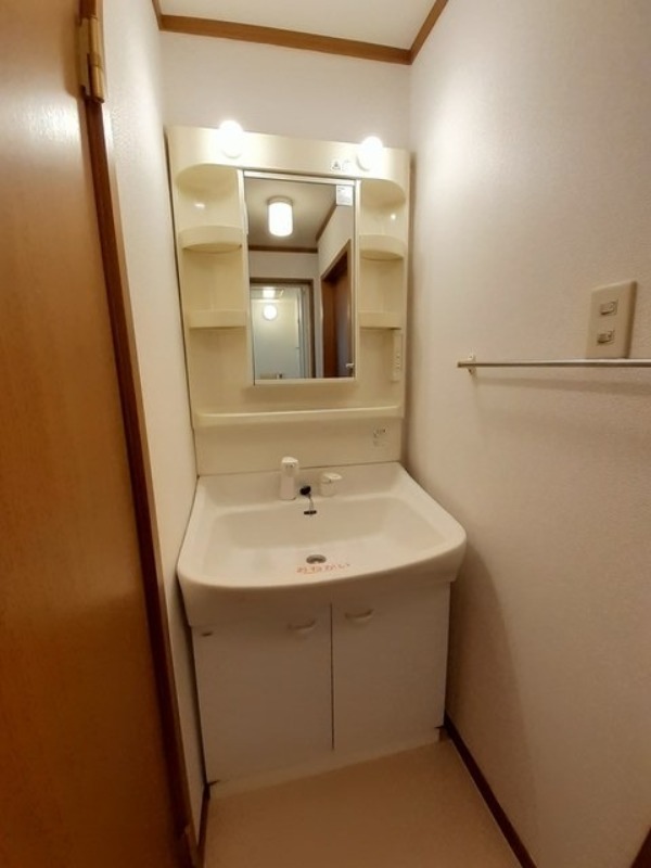 洗面設備　図面と現状に相違がある場合には現状を優先