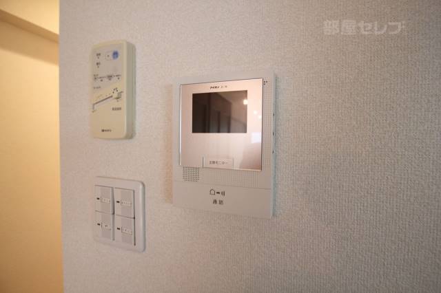 セキュリティ　別室の写真を流用しております。