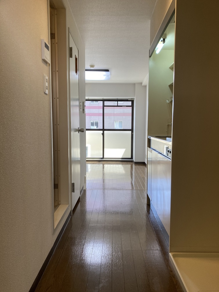 玄関　廊下