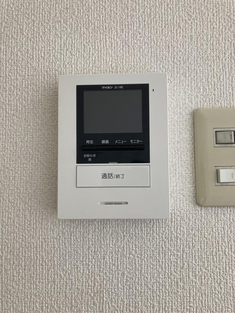 セキュリティ　モニター付インターホンで安心ですね♪