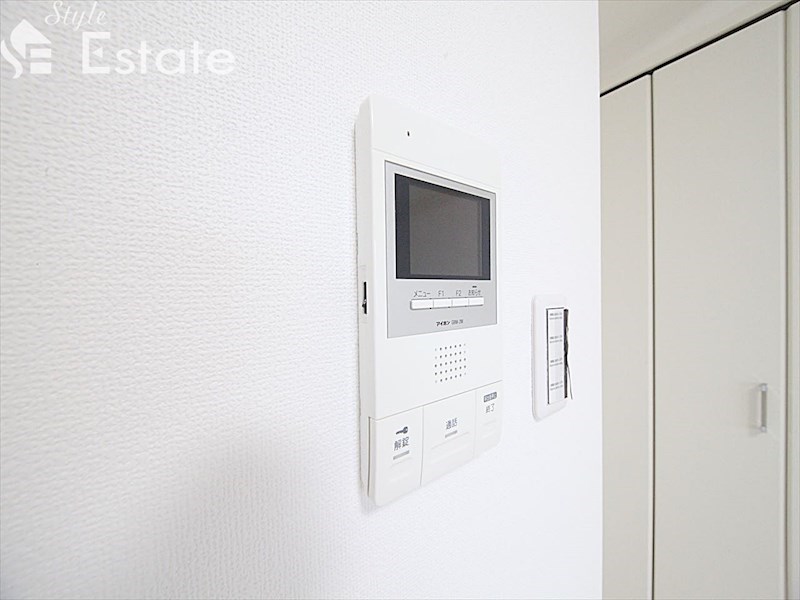 セキュリティ　モニター付きインターホン
