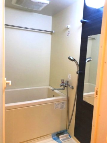 バス・シャワールーム　風呂