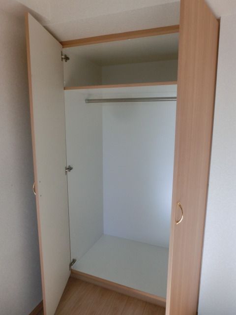 収納　クローゼット