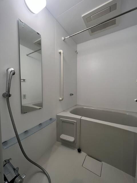 バス・シャワールーム　お風呂です