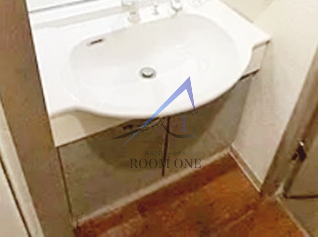 洗面設備　洗面台です。