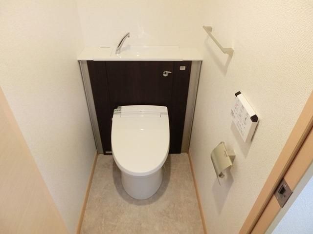 トイレ　★温水洗浄便座★