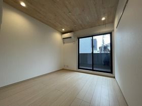 居室・リビング　☆明るい洋室☆