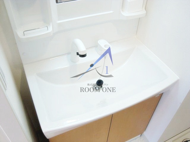 洗面設備　独立洗面台です。