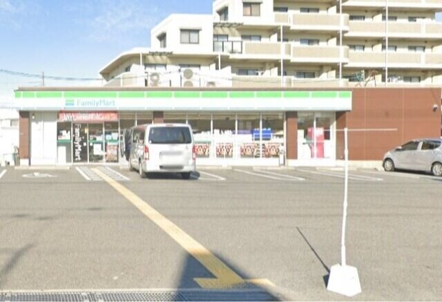 コンビニ　ファミリーマート松原三宅中一丁目店（コンビニ）まで177m