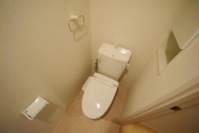 トイレ　～そうですここが癒しの空間です～