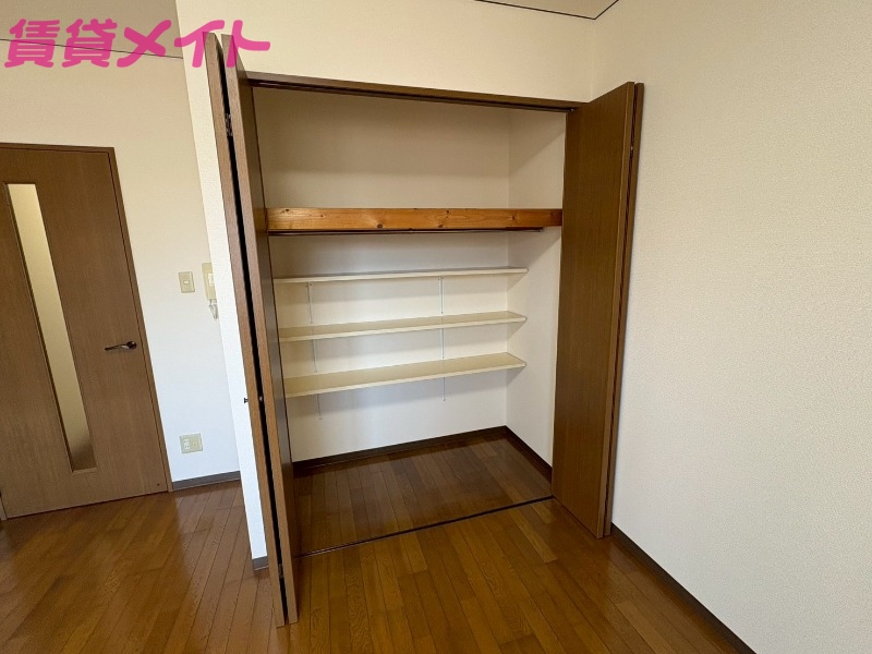 収納　※同タイプ別部屋写真