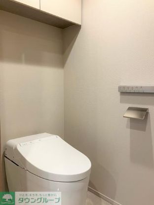 トイレ　＊別部屋、同施工参照