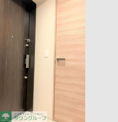 玄関　＊別部屋、同施工参照