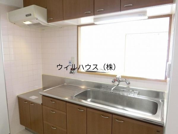 キッチン　人気のカウンターキッチン１
