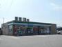 コンビニ　ファミリーマート 碧南六軒町店（コンビニ）まで311m
