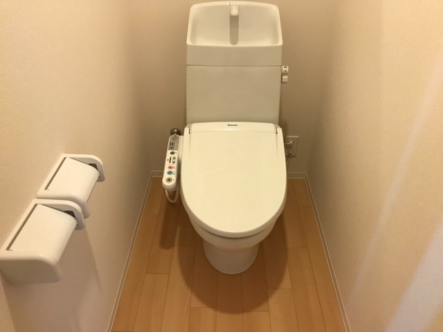 トイレ　図面と現状に相違がある場合には現状を優先