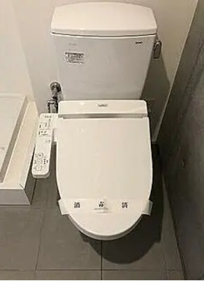トイレ　トイレ