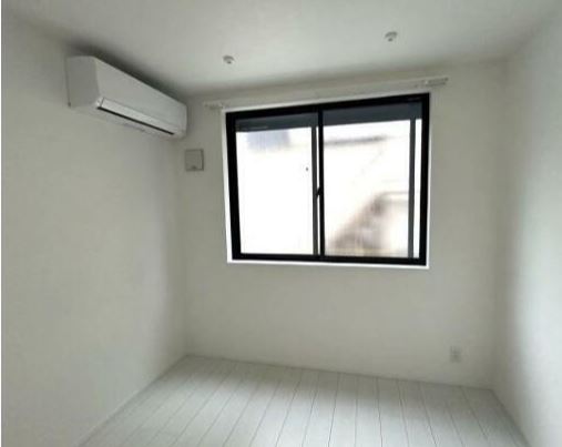 居室・リビング　※同物件、別部屋の写真です。