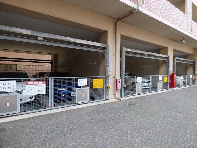 駐車場　駐車スペースもあります