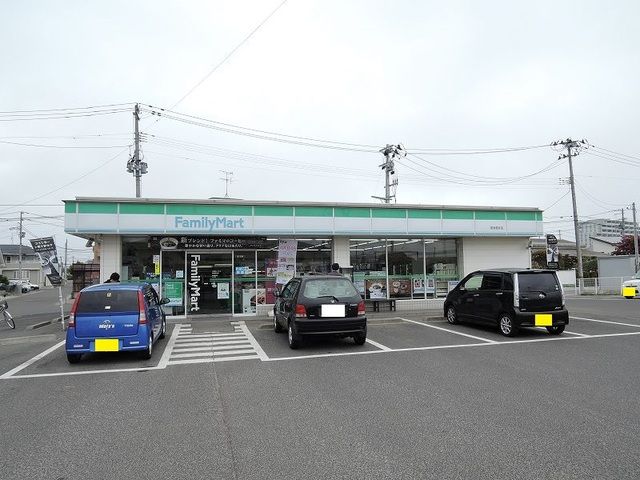 コンビニ　ファミリーマート若林荒井店（コンビニ）まで2000m