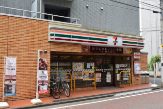 コンビニ　セブンイレブン 川崎多摩区役所前店（コンビニ）まで324m