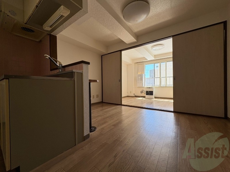 居室・リビング　広くてキレイなお部屋が広がっていて、充実した生活が送れそう。
