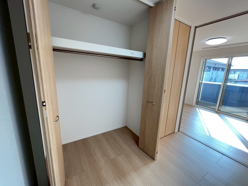 収納　※同型イメージ