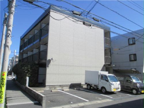 レオパレス行徳エステートの外観写真