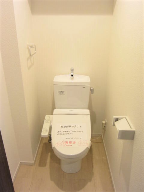 トイレ　洗浄便座