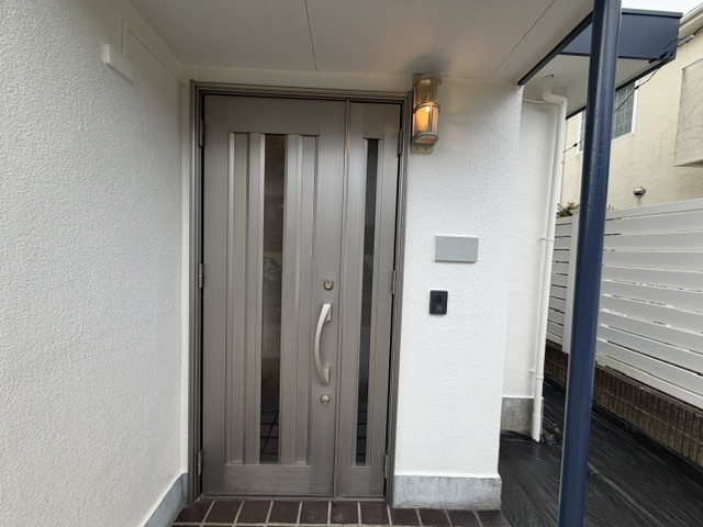 七里ガ浜東4丁目貸家の外観写真