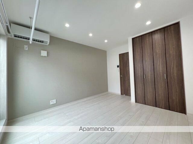 Jeunesse5の居間写真