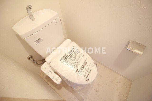 ＪＲ大阪環状線 寺田町駅 徒歩4分 14階建 築8年のトイレ写真
