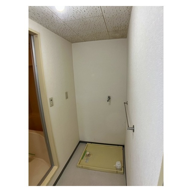 洗面設備　室内洗濯パン