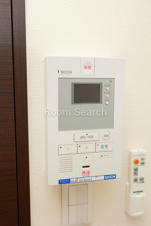 セキュリティ　モニター付きインターホン