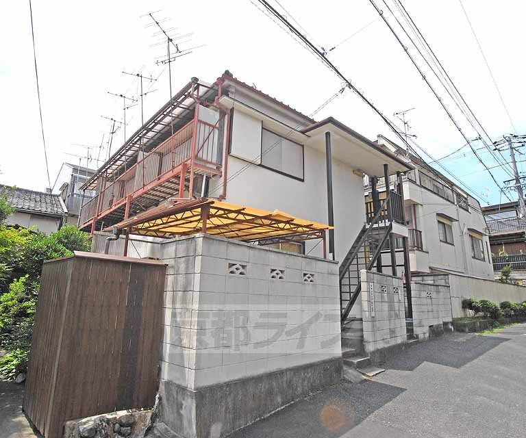 建物外観　閑静な住宅街です。
