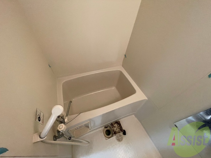 バス・シャワールーム　お風呂になります。一日の疲れを癒してくださいね。