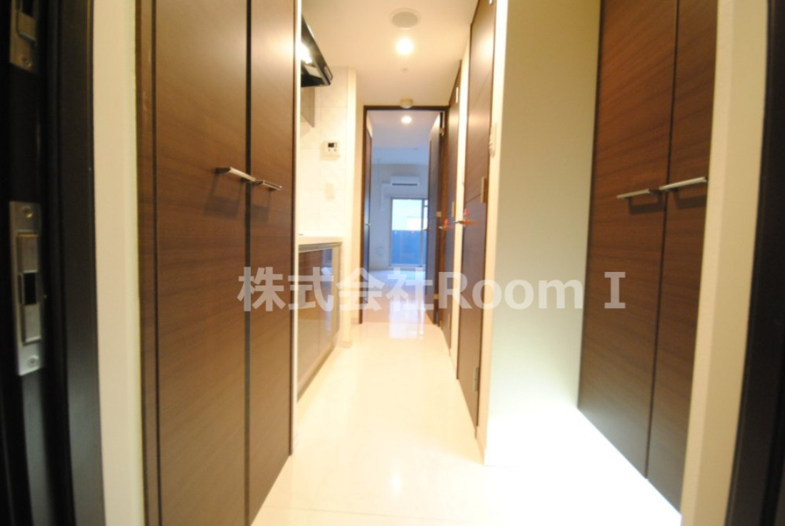 玄関　落ち着いた玄関です