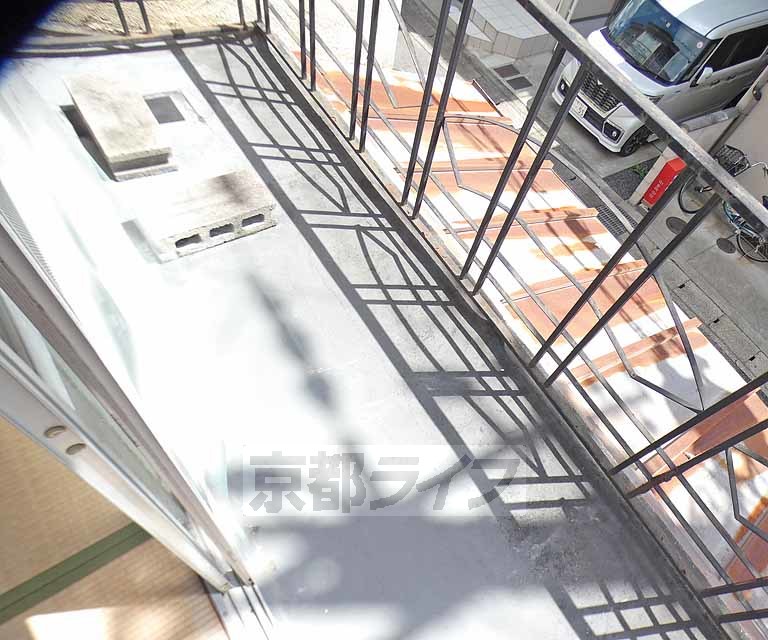 バルコニー　日当たり良し、洗濯物は乾きます！