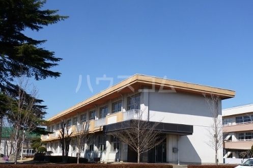 小学校　真岡市立中村小学校（小学校）まで3127m