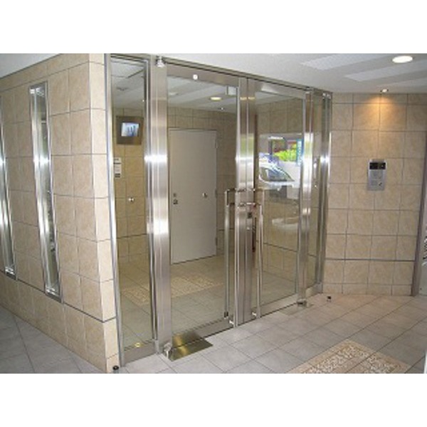 エントランス　綺麗なエントランス