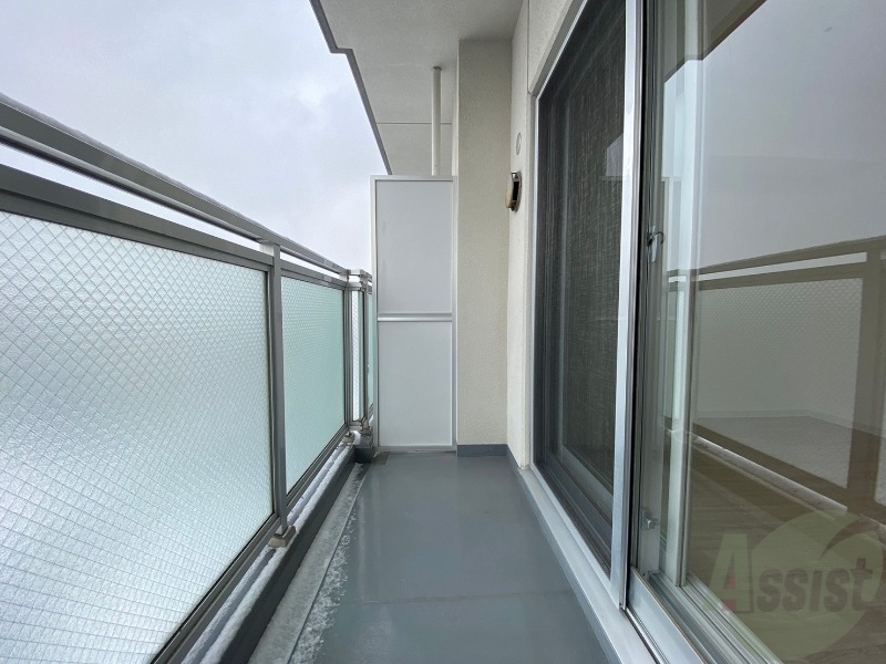 バルコニー　バルコニーです。洗濯物を干したり一息ついたりできますね！