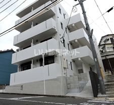 modern palazzo出雲の建物外観