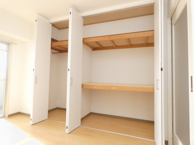 収納　西鈴蘭台シティコート