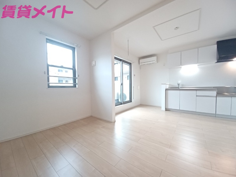 居室・リビング　同型別部屋参考写真です