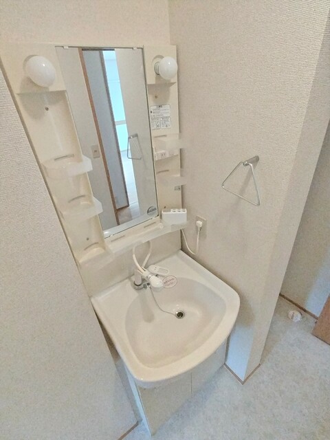 洗面設備　★★身支度に便利な洗髪洗面化粧台です♪★★