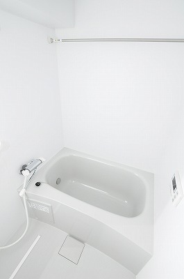 バス・シャワールーム　★追い焚き機能＆浴室乾燥付き浴室★