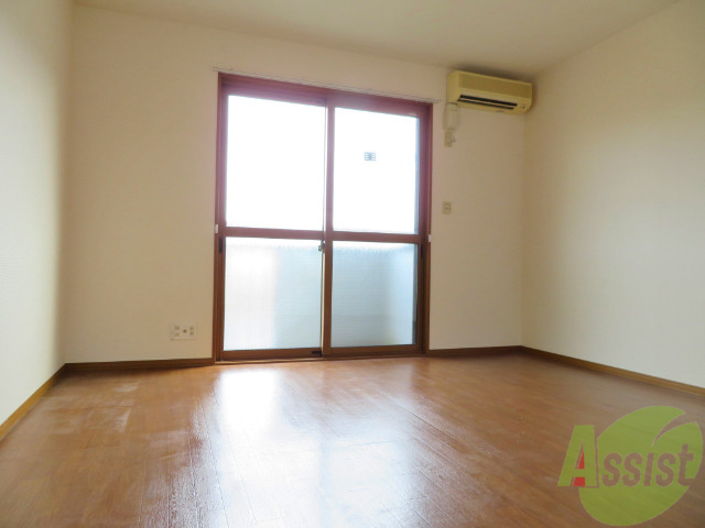 居室・リビング　広くてキレイなＬＤＫが広がっていて、充実した生活が送れそう