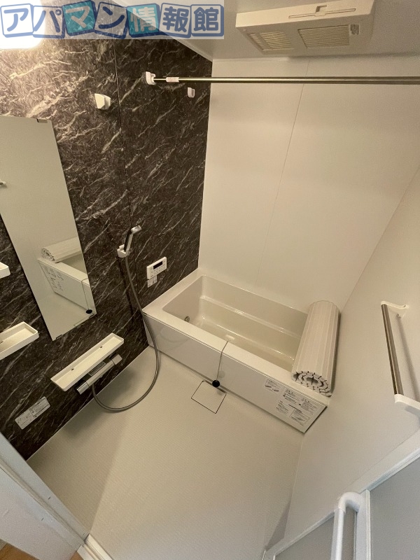 バス・シャワールーム　バス（イメージ）