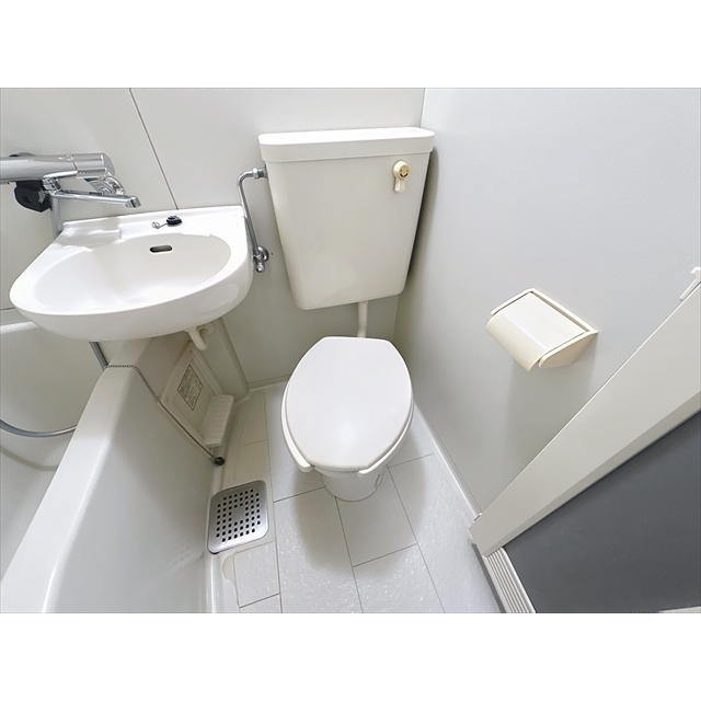 トイレ　清潔感のあるトイレです