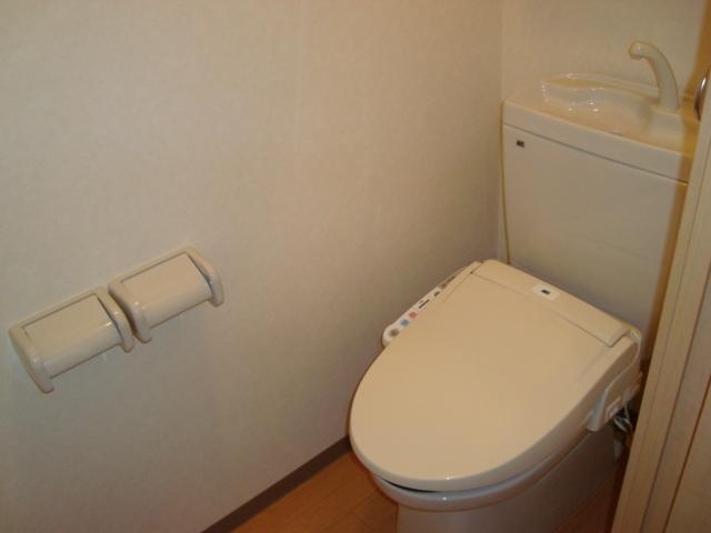 トイレ　シャワー付トイレ